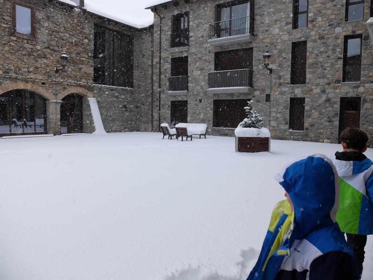Up Benasque Borda Albar Apartment Exterior photo